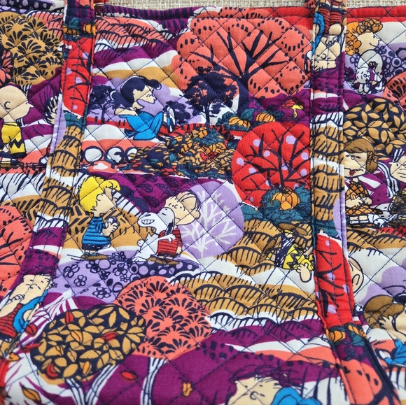 Vera Bradley Peanuts Tote Purse - Picture 3 of 12